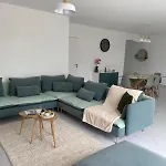 Relax & Work A 3 6 Personnes Frespech